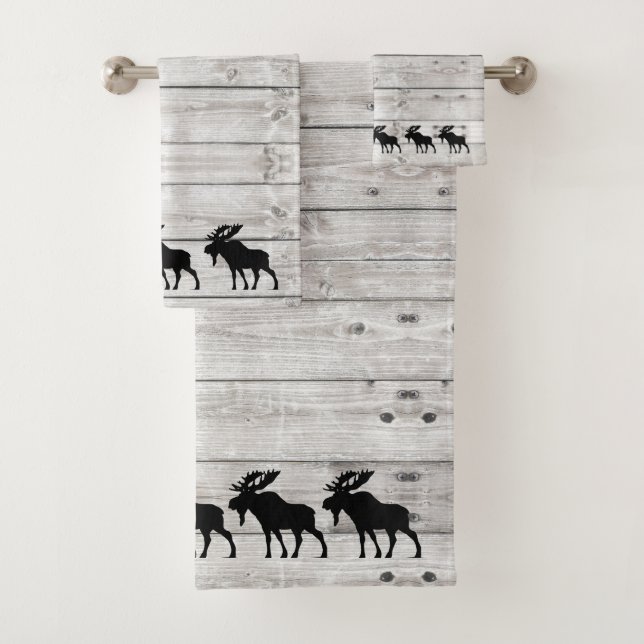 Walking Moose Grey Wood Pattern Bath Towel Set (Insitu)