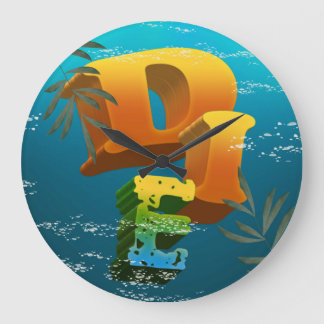 Wall clock with DesignInEvery store logo