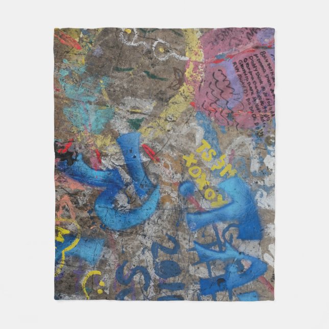 Wall Fleece Blanket (Front)