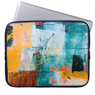 Wall graffiti on streets of west Los Angeles, CA o Laptop Sleeve