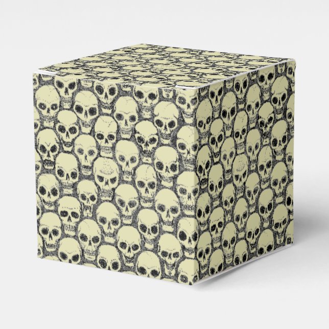 Wall o’ Skulls Favor Box (Front Side)