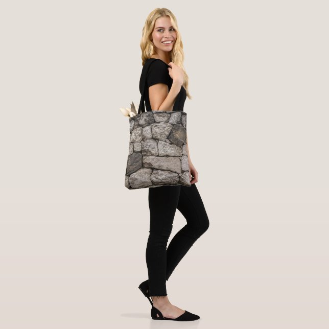 wall stone tote bag (On Model)