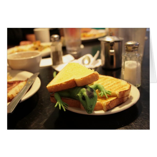 Walter Sandwich (Front Horizontal)