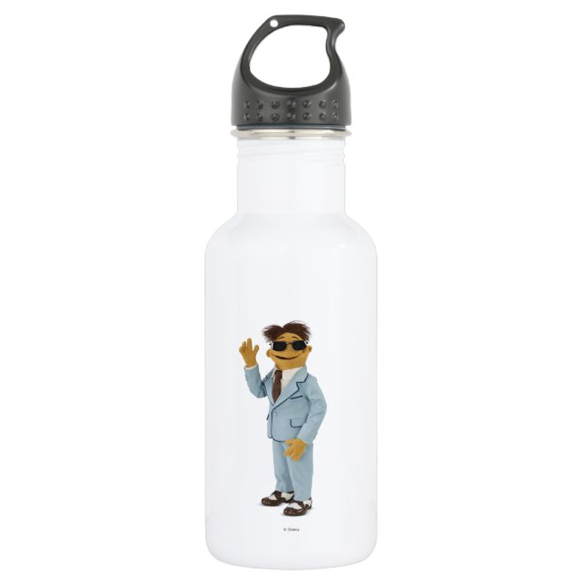 Walter wearing sunglasses 532 ml water bottle (Front)