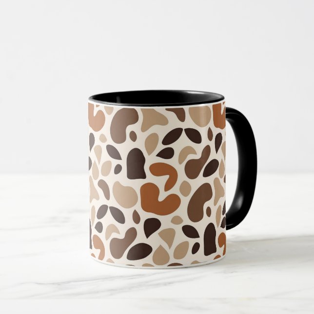 Warm Neutral Abstract Mug – Modern Organic Pattern (Devant droit)