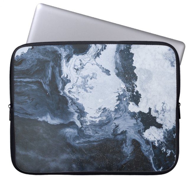 Water formation laptop sleeve (Front)