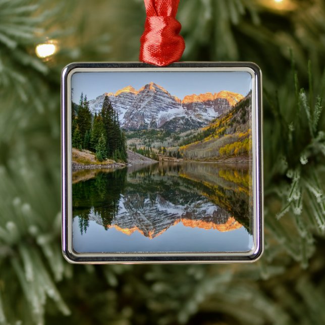 Water | Maroon Bells Lake Aspen Trees Metal Ornament (Tree)