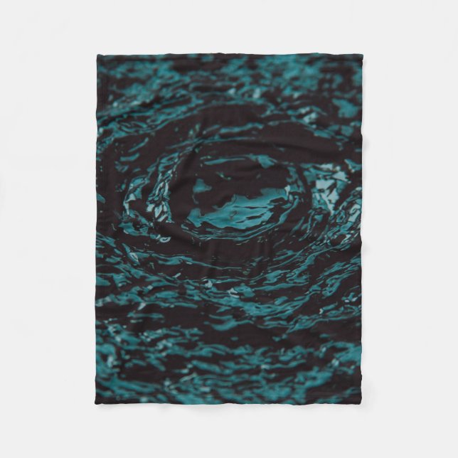 Water splash in close up photography fleece blanket (Front)