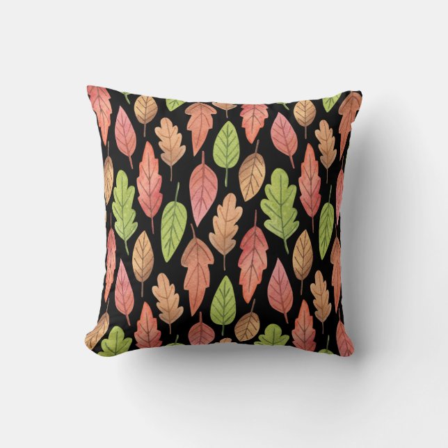 Watercolor autumn leaves: seamless pattern throw pillow (Front)