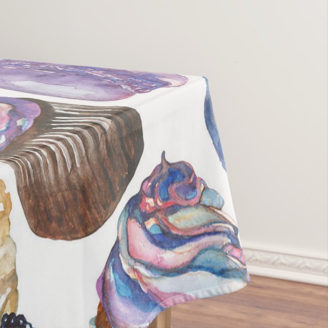 Watercolor cupcakes tablecloth (In Situ)