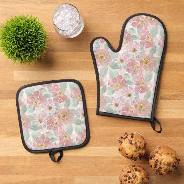 Watercolor delicate flowers.  oven mitt & pot holder set (Top Down)