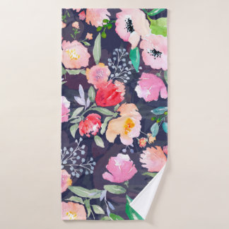 Watercolor floral botanical pattern and seamless b bath towel