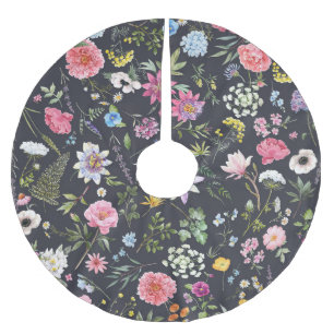 Watercolor Floral: Gentle Summer Pattern. Brushed Polyester Tree Skirt