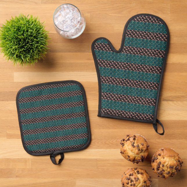Watercolor Flower Pattern Oven Mitt & Pot Holder Set (Top Down)