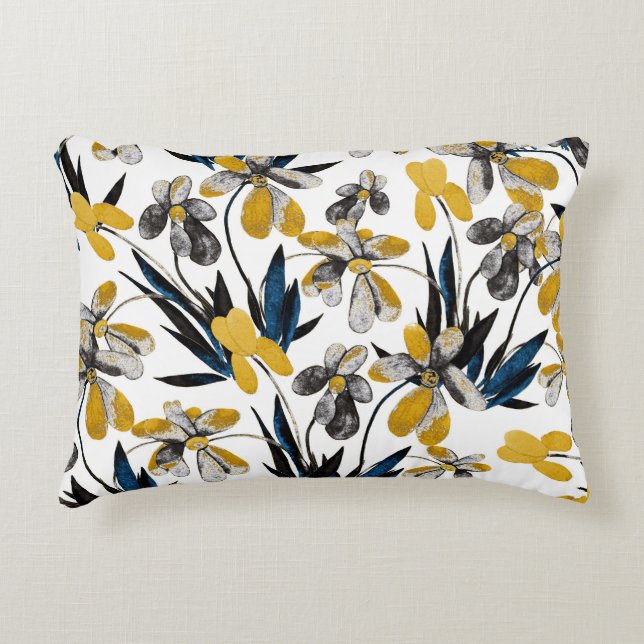 Watercolor flowers: vibrant summer pattern. accent pillow (Front)