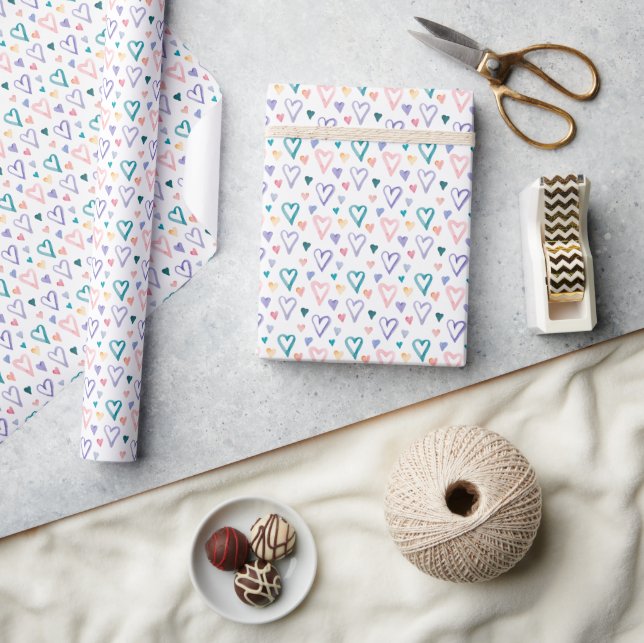 Watercolor Hearts Wrapping Paper (Crafts)