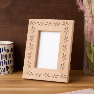 Watercolor Holly Garland Etched Frames