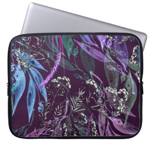 Watercolor seamless pattern. Branch with berry Wat Laptop Sleeve