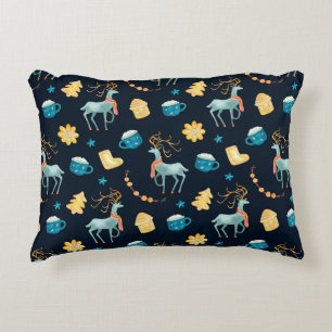 Watercolor seamless pattern with christmas deers g accent pillow