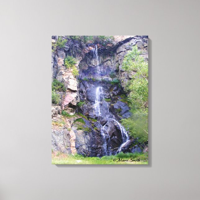 Waterfall 1 canvas print (Front)