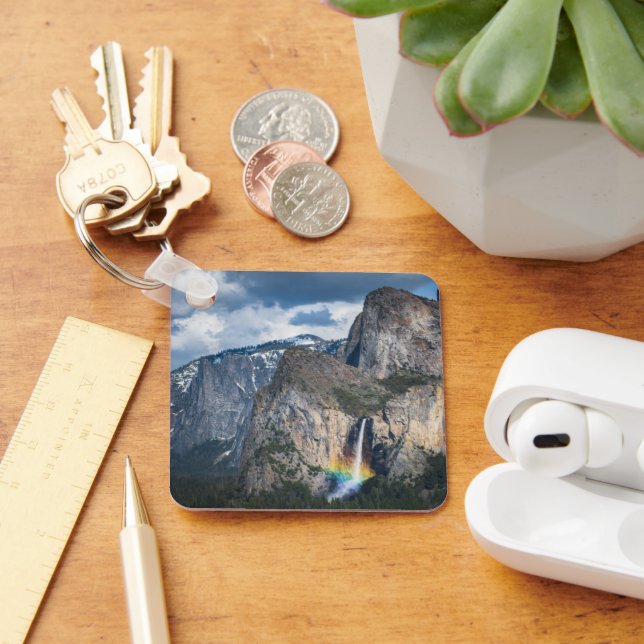 Waterfalls | Bridal Veil Falls Yosemite California Keychain (Desk)