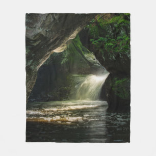 WATERFALLS FLEECE BLANKET