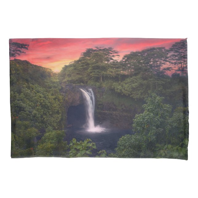 Waterfalls | Rainbow Falls, Hilo, Hawaii Pillowcase (Front)