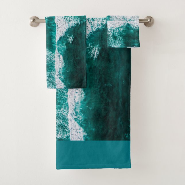 Waves Bath Towel Set (Insitu)