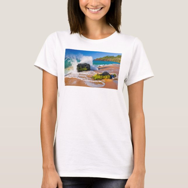 Waves crash on the beach, Hawaii T-Shirt (Front)
