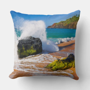 Waves crash on the beach, Hawaii Throw Pillow