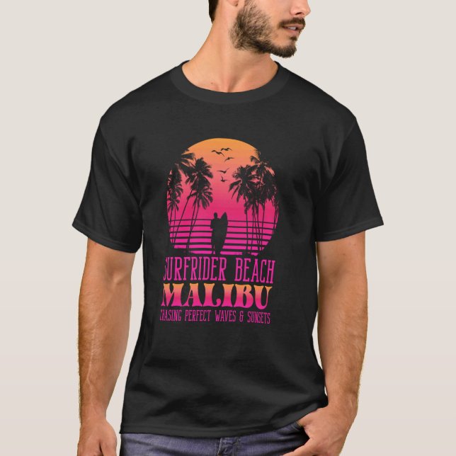 Waves & Sunsets Surfrider Beach, Malibu Synthwave  T-Shirt (Front)