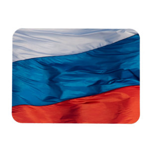 Waving Flag of Russia Magnet