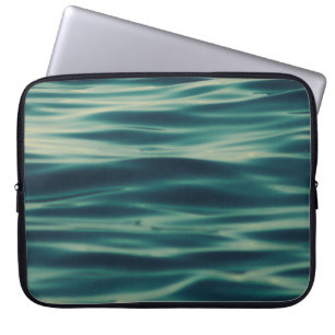 Wavy body of water laptop sleeve