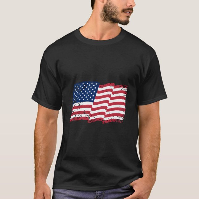 Wavy Distressed Usa American Flag T-Shirt (Front)