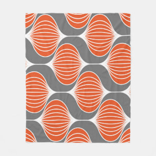 Wavy lines: geometric vintage pattern. fleece blanket