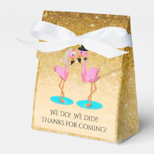 We do! We did! Thanks for coming flamingos Favor Box