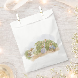 We invite you to a children's party favour bag