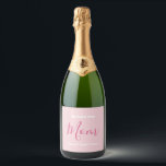 We Love You Mom Pink Minimalist  Sparkling Wine Label<br><div class="desc">We Love You Mom Pink Minimalist Design. Sweet, feminine, simple, modern and elegant typography. Text is "We love you", "Mom", and "Your Names". All the text can easily be changed to your own lovely messages. Order this sparkling wine label today to express your love and thanks to your wife, mom,...</div>