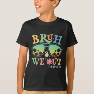 We Out Teachers Groovy Retro Happy Last Day Of Sch T-Shirt