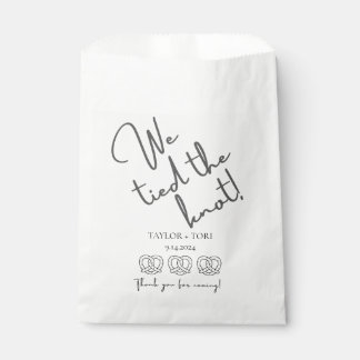 We tied the knot! Wedding Late Night Pretzel Bites Favour Bag