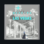 Wedding In Las Vegas Bride & Groom Magnet<br><div class="desc">Wedding In Las Vegas Bride & Groom Magnet</div>