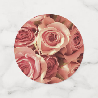 WEDDING RECEPTION TABLE CONFETTI