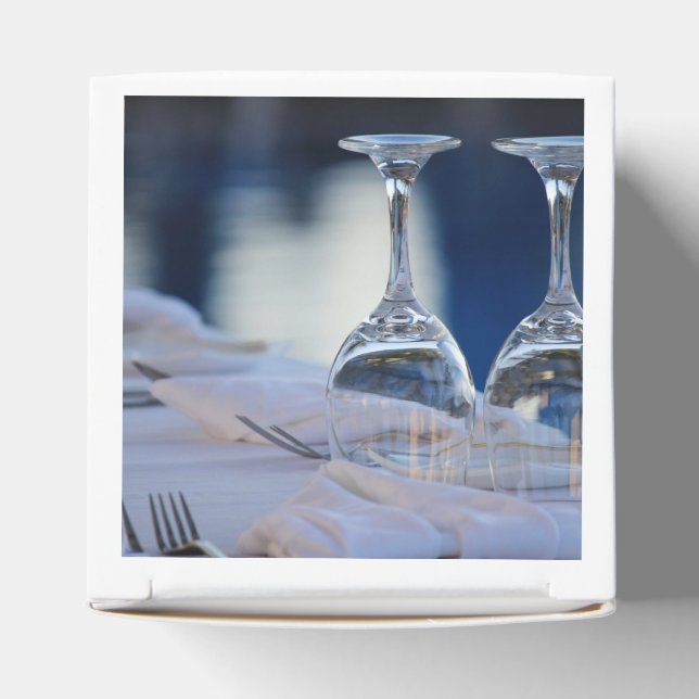 Wedding wine glasses favor box (Top)