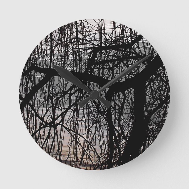 WEEPING WILLOW TREES ROUND CLOCK (Front)