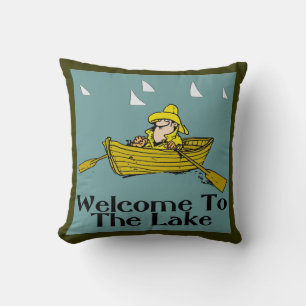 wELCOME tO tHE lAKE Throw Pillow