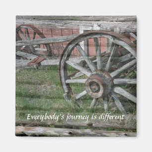 Western Style Rustic Wagon Wheel Magnet
