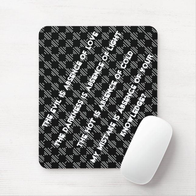What is correct and uncorrect, in the phrase mouse pad (With Mouse)