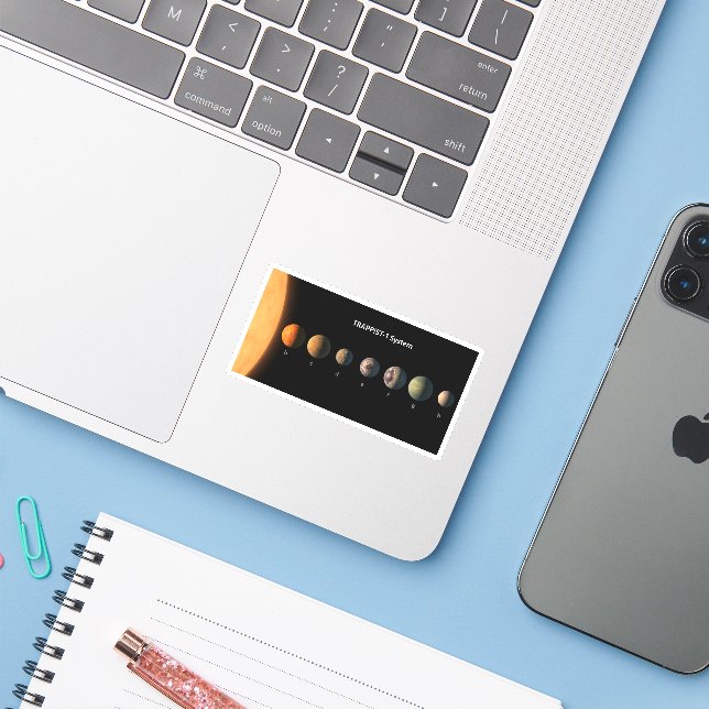 What Trappist-1's Seven Planets Might Look Like. (Laptop w/ iPhone)