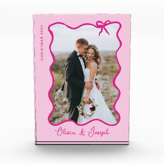 Whimsical Bow | Wavy Pink Photo Frame (Front)
