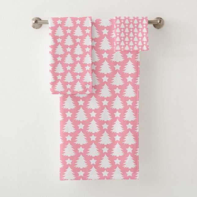 Whimsical Christmas Tree Star Pink White Bath Towel Set (Insitu)